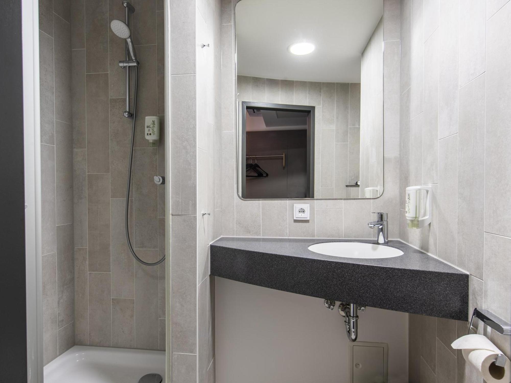 אשהיים B&B Hotel Muenchen-Messe מראה חיצוני תמונה