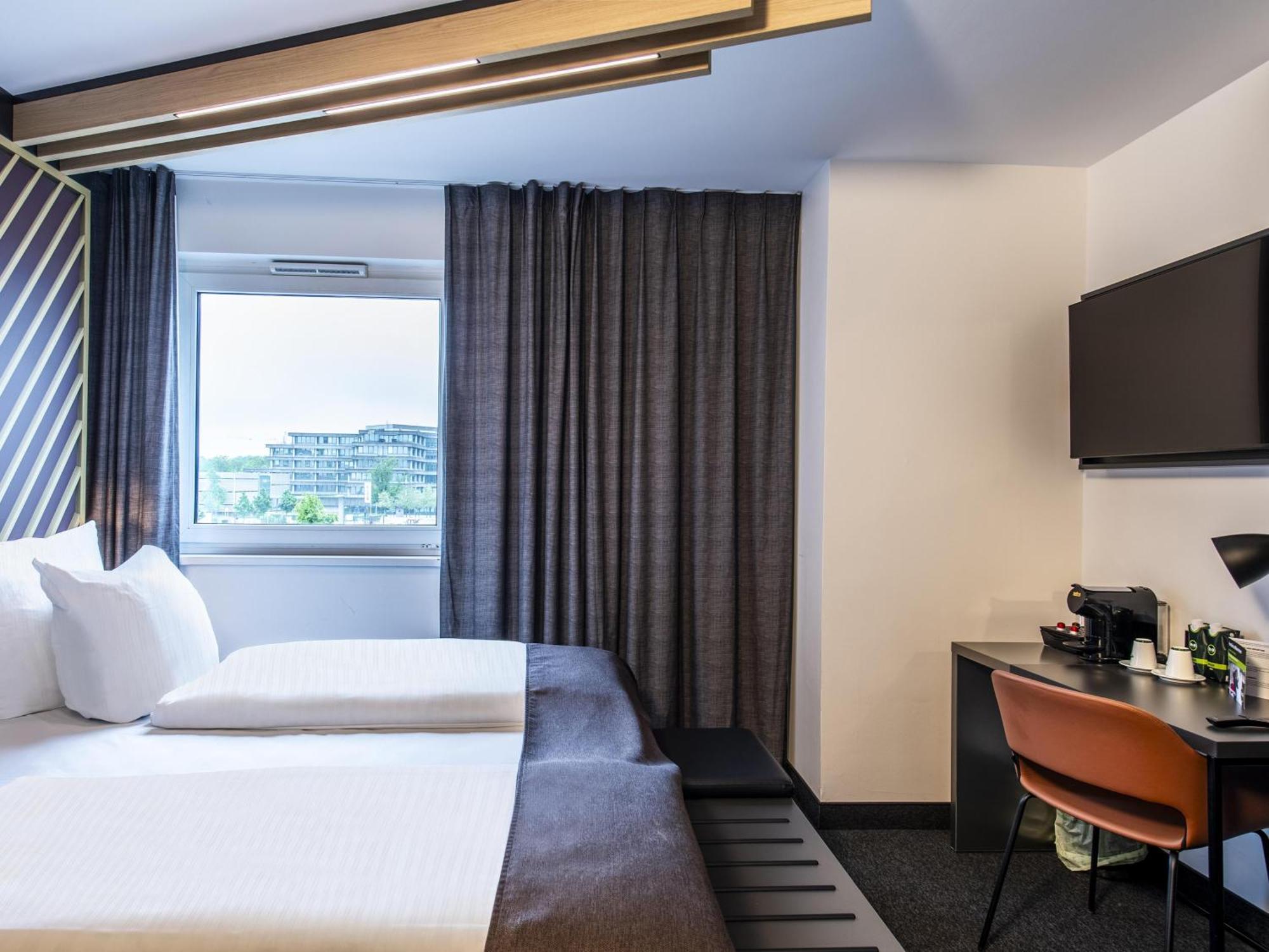 אשהיים B&B Hotel Muenchen-Messe מראה חיצוני תמונה